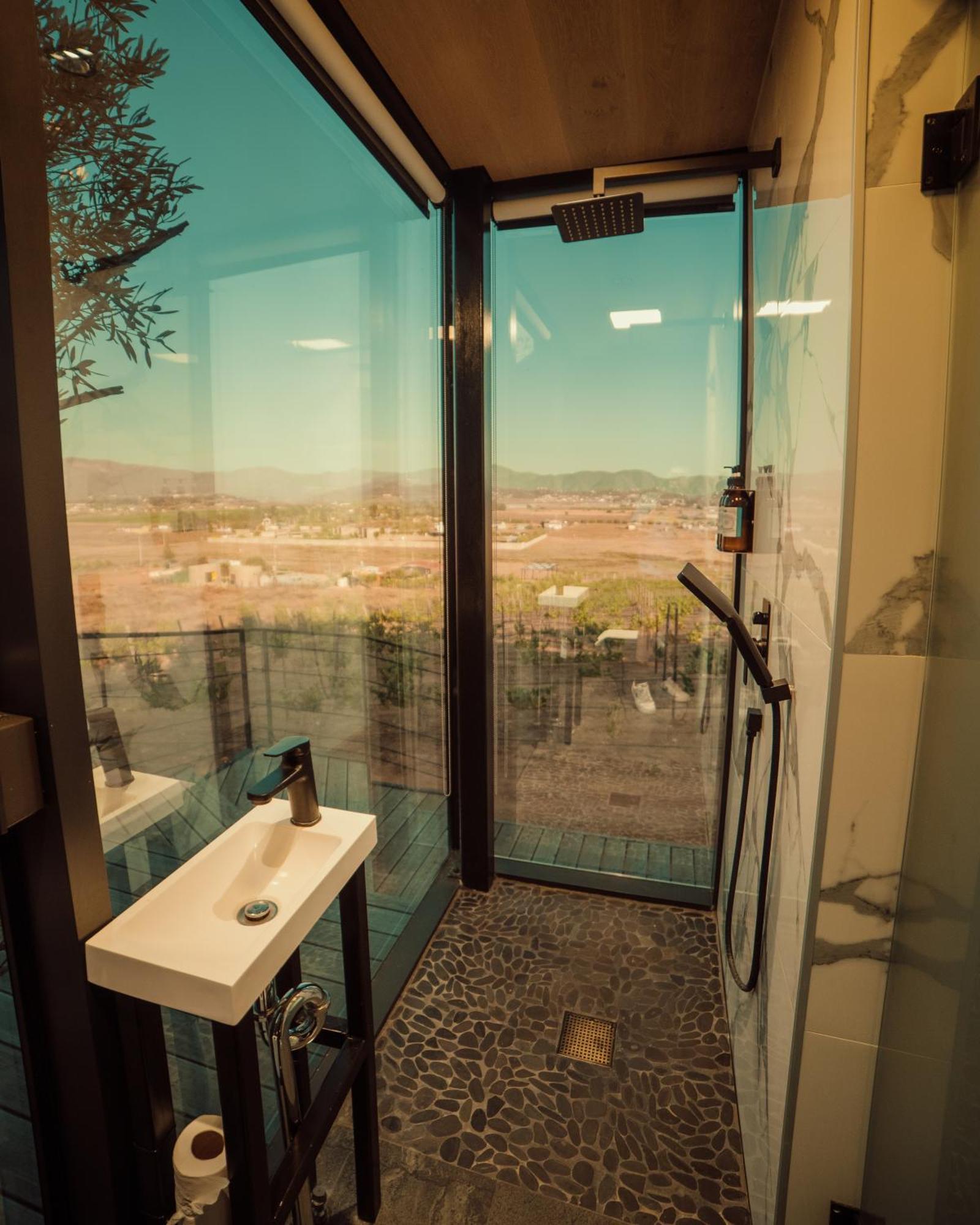 Bajo Estrellas Hotel Contemporaneo Valle de Guadalupe Kültér fotó